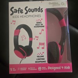 Gabba Goods Kids Safe Sound Adjustable, Foldable 3.5mm Wired Over Ear Headphones with Printed Design
