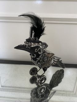 Rare & Unique Gothic Steampunk Raven Halloween Decor – Black & Silver – Feathered Top Hat
