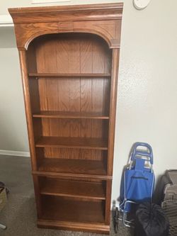 Plate display/ bookshelf