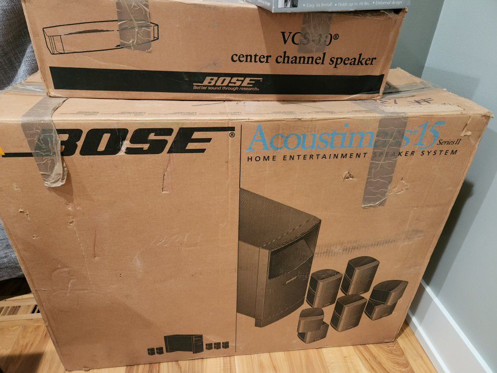 Bose Acousticmass Sorround Sound System