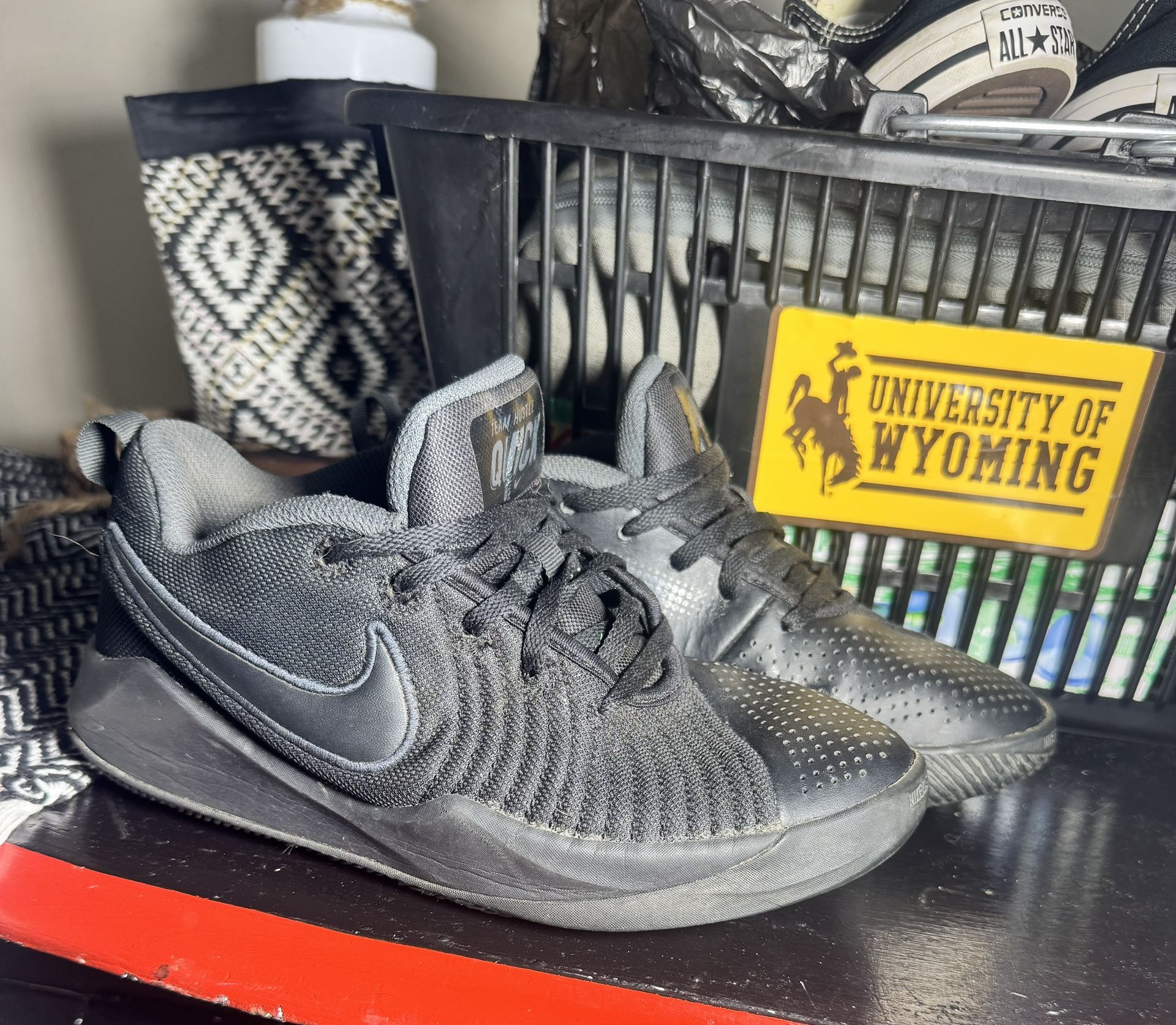 Nike Kid’s Black Athletic Shoes – Size [Y4]