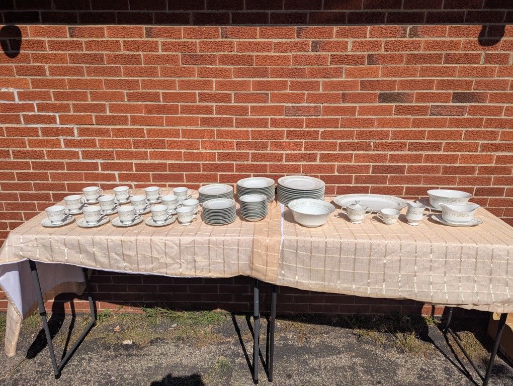 China Set Sango CHINA
JAPAN
DEBUTANTE
3688