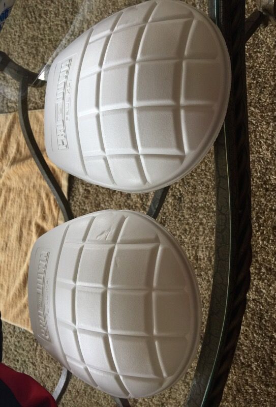 KNEE PADS 7.5. Two sets. NEW