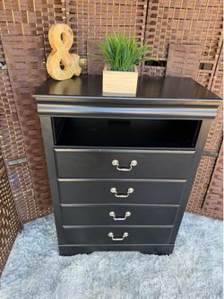 Dresser 4 drawers StandTV black (drawers work good)