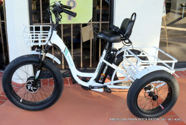 EMOJO Caddy  7 Speed Electric Adult Tricycle  Fat Tire eTrike   500W 20 x 4.0 Inch Electric Tricycle for Adults Hydraulic Disk brakes