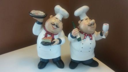 Set of two chefs $ 20