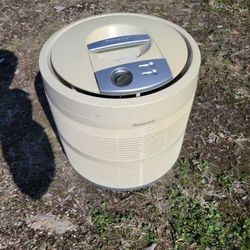 Honeywell 50250 Large Room Air Cleaner Purifier