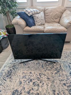 44 inch Samsung TV