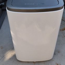 14,000 BTU Portable Air Conditioner 