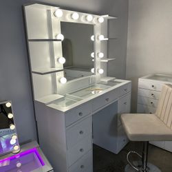 Vanity Room Furniture — table dressers, shelves, LED mirrors & organizers