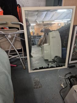 Free mirrors.