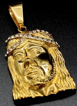 Pendant Stainless Steel With Cubic Zirconia