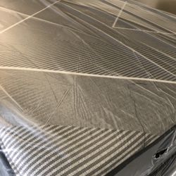 California King Size Bed Mattress Beautyrest Black X Class Hybrid Plush Tempurpedic Pro Breeze Serta Sealy Stearns & Foster Purple Premier Nectar Casp