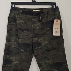 Levi’s Men’s Camo Straight Shorts Size M New With Tags