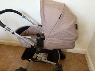 Evenflo pivot stroller