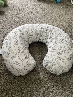 Boppy pillow