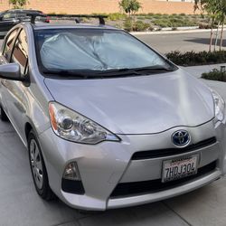 2014 Toyota Prius C One- 85k miles Clean Reliable Hybrid