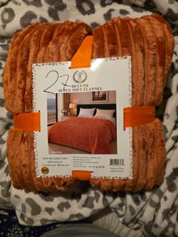 Duluth Super Soft Flannel King Size Blanket