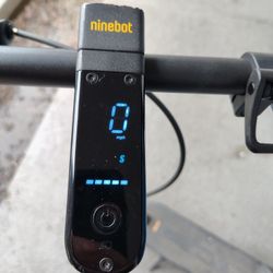 Segway Ninebot Max G2 Electric Scooter - High Performance (43mi Range