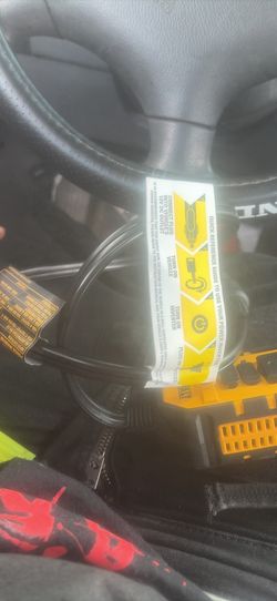 DeWalt Car Charger Inverter