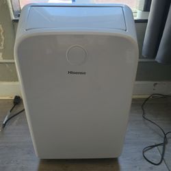Hisense 800 BTU Portable AC 
