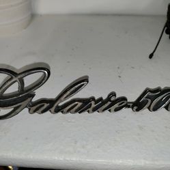 1972 FORD GALAXIE 500 EMBLEM

