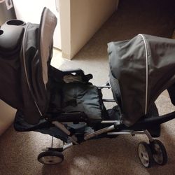 Double stroller 