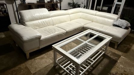 Sofá y Mesa Free