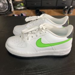 Nike Air Force 1 Low