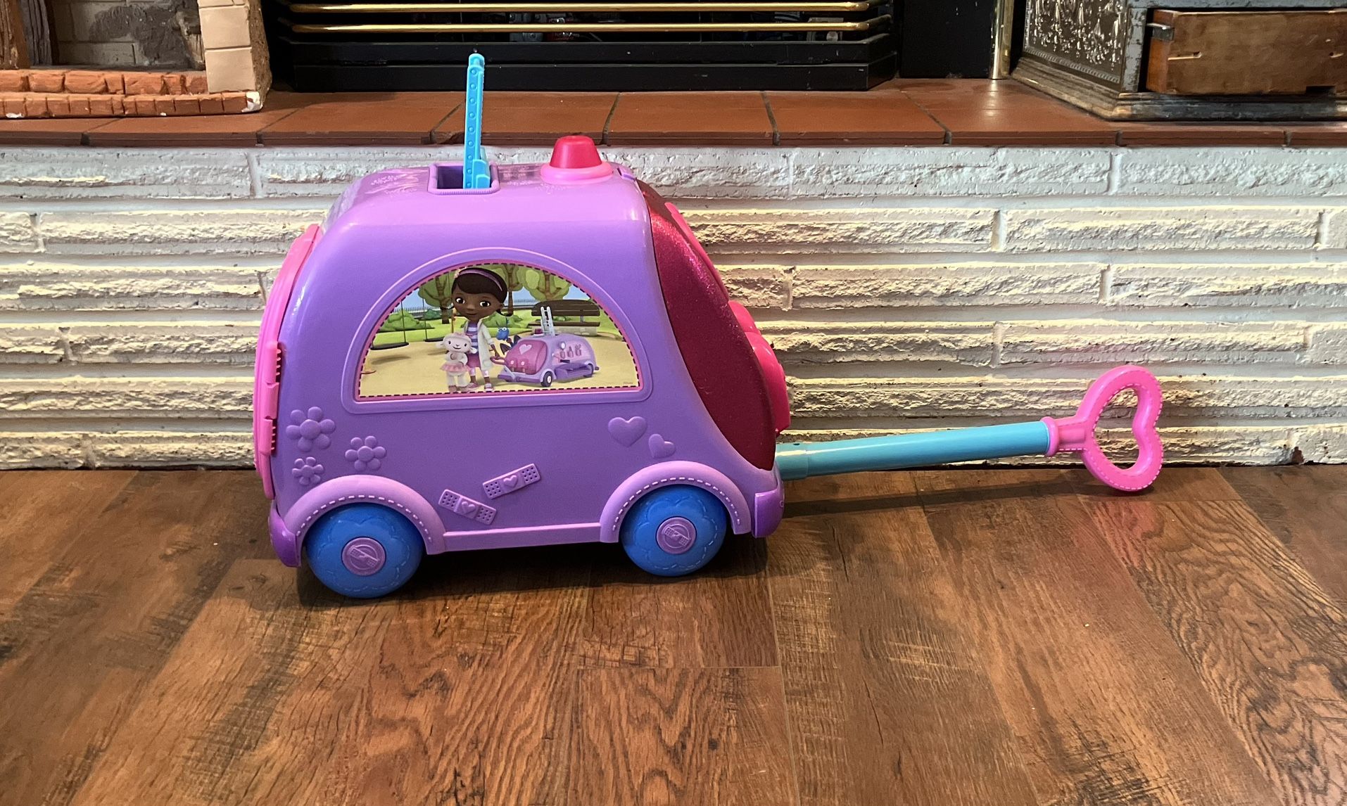 Doc Mc Stuffins Mobile Clinic