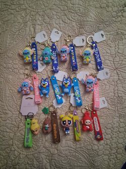 Keychains ➡️$5 each OR 5 x $20