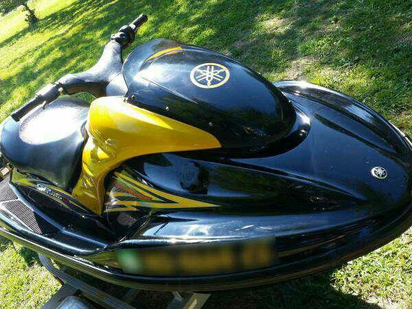 Yamaha jet ski jetski