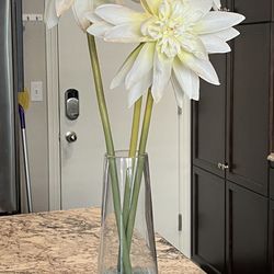 Glass vase With Flowers