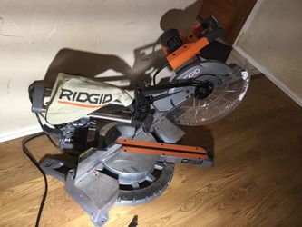 Ridgid 12” Sliding double-Bevel Compound Miter Saw! 💥💥. Only 185 tomorrow (Sun) Only ☀️☀️. Check all my deals for this weekend ⌛️👍🏽👍🏽