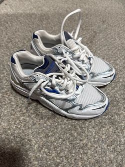 Brooks AdrenalineRunning Shoe