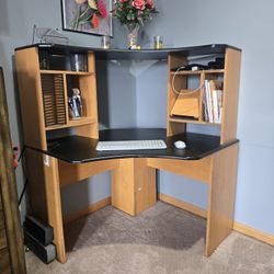 Corner Desk
