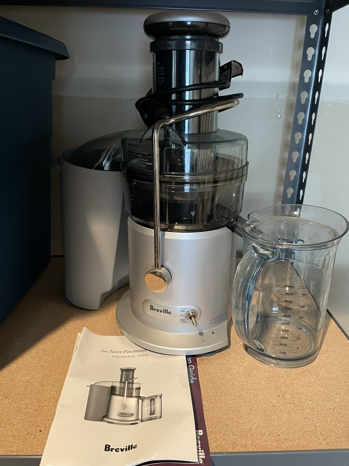 Breville juice Fountain - JE98XL - Used Once