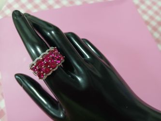 Silver-toned Pink Gemstone Cluster Ring