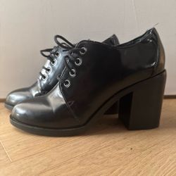 Steve Maddens - Women's Black Patent Lace-Up Block Heel Oxfords - 9W