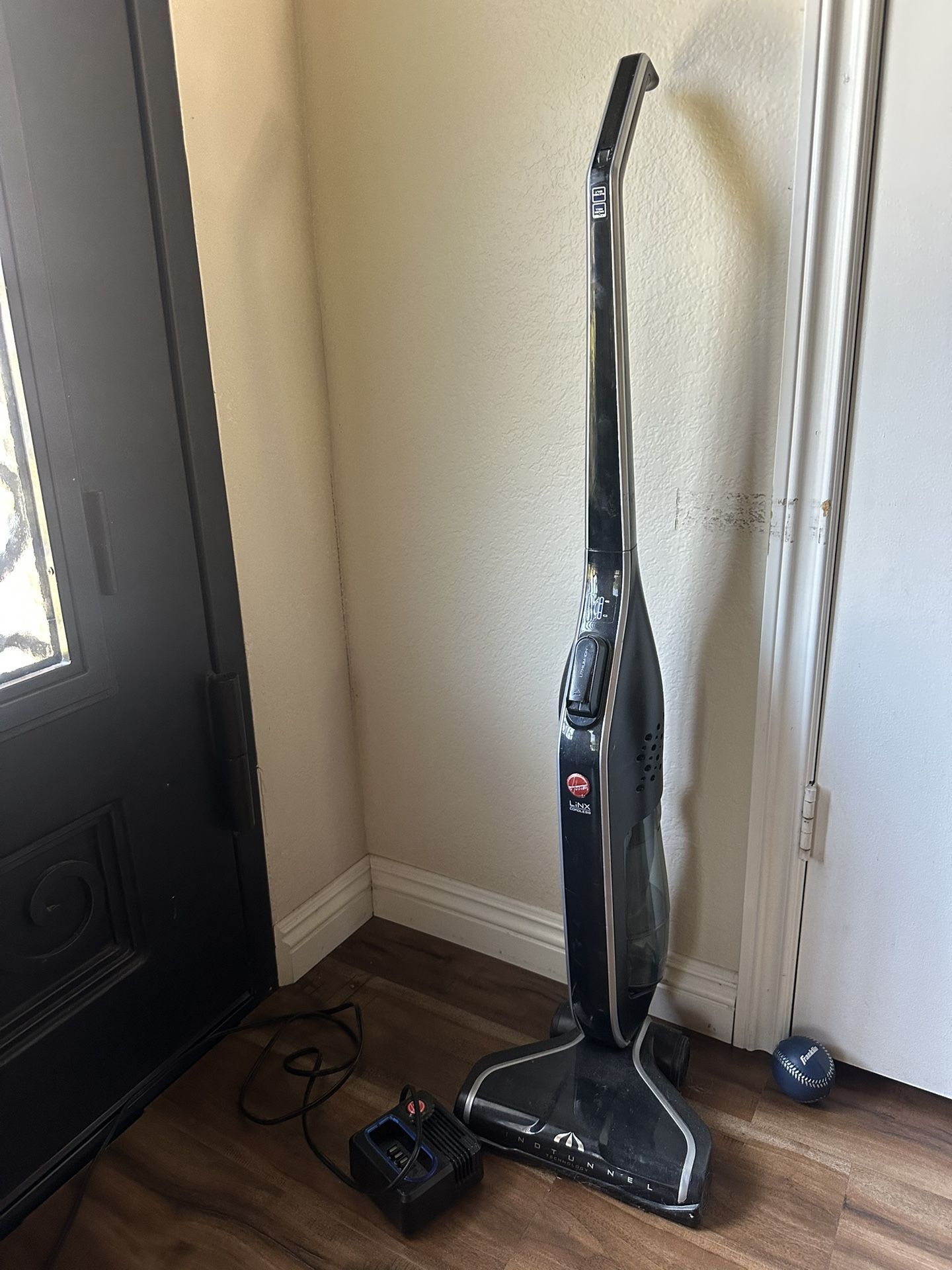 Vacuum (Hoover)