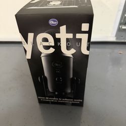 Blue Yeti Blackout Microphone