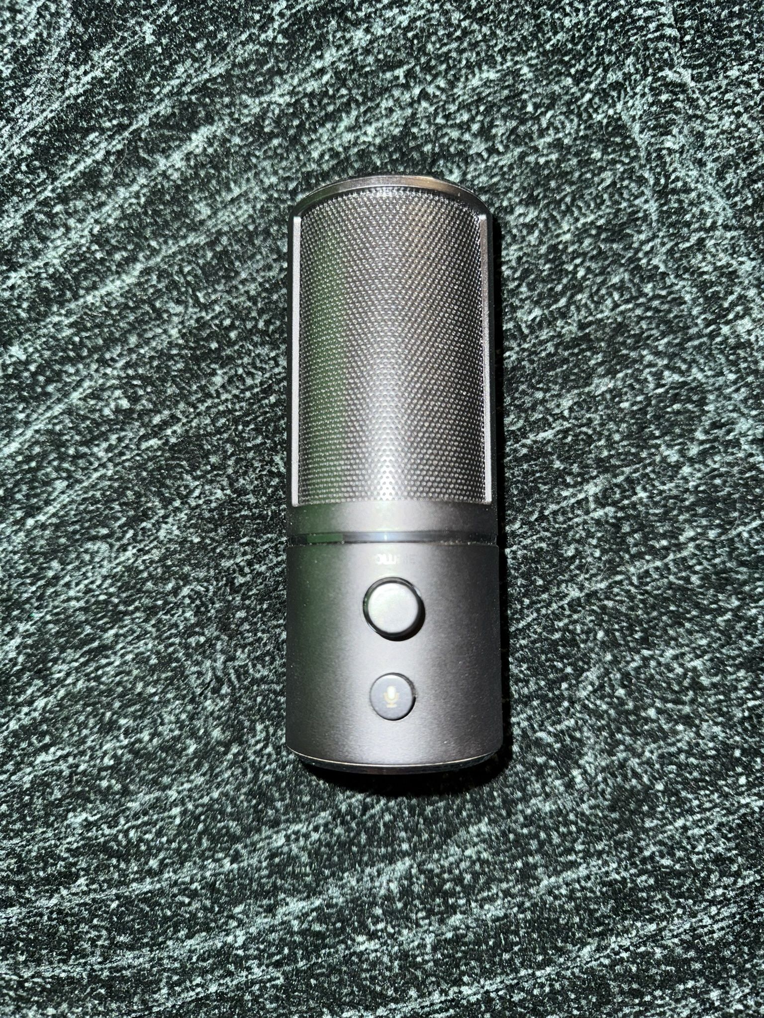razor siren X microphone