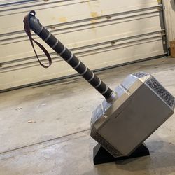 Marvel Legends Thors Hammer Mjölnir (Out of Box)
