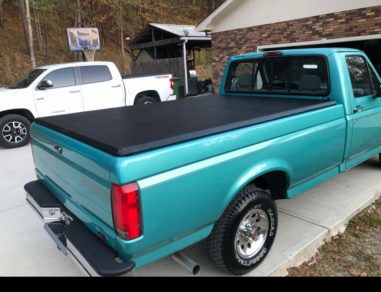 RealTruck TruXedo TruXport Soft Roll Up Truck Bed Tonneau Cover | 238101 | Fits 1(contact info removed) Ford F-150/250/250HD/350 6' 9" Bed (81")