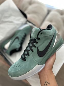 Nike Kobe 4 Protro ‘Girl Dad’ (size 11M)