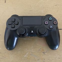 PS4 Controller 