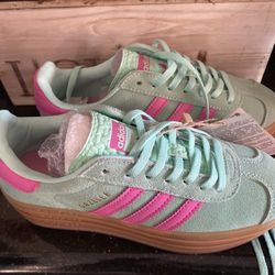 🌸🌼🌺BONITOS TENNIS DIZE 6 ADIDAS NUEVOS