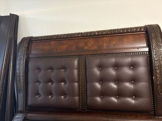Bedroom set