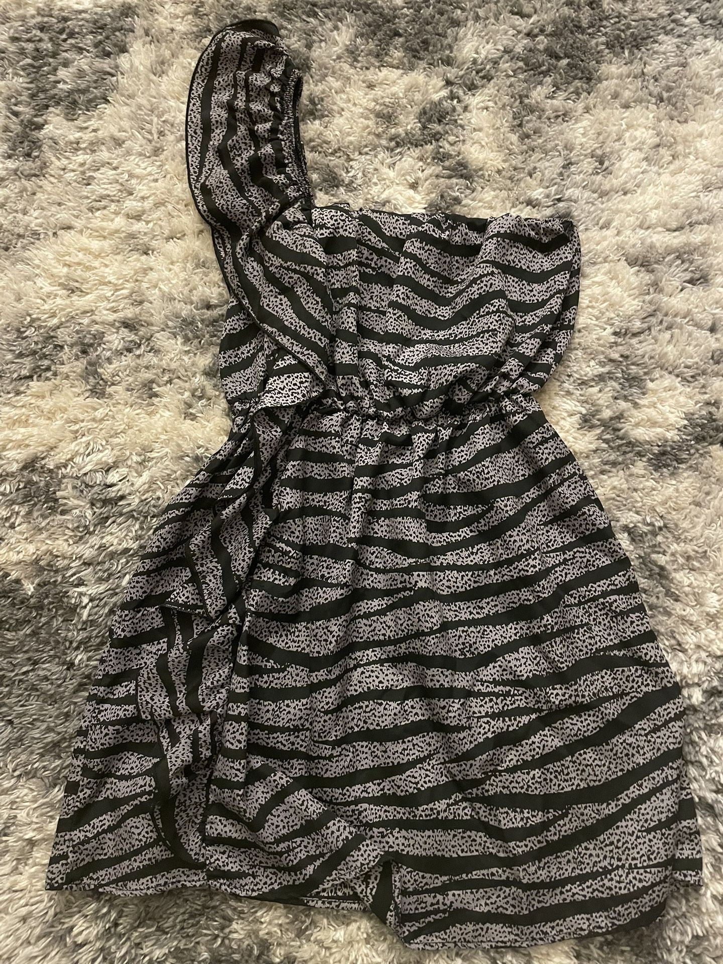 Poetry Dress Size Medium