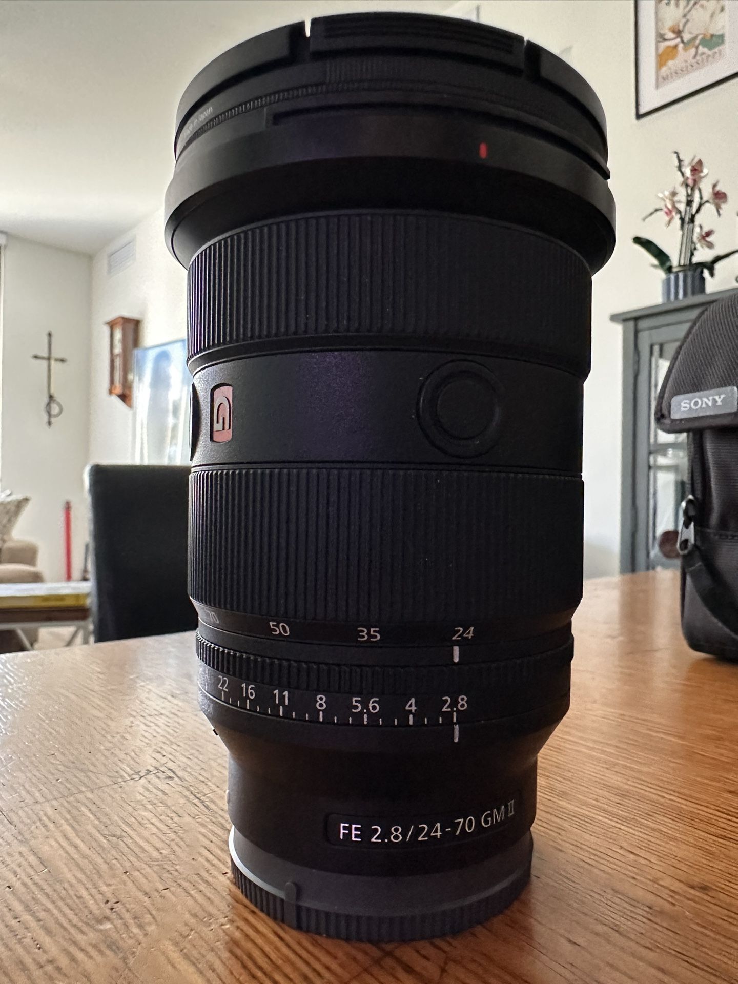 Sony 24-70mm f/2.8 GM II Lens + Tiffen ND Filter + Nomatic Sling – Mint Condition